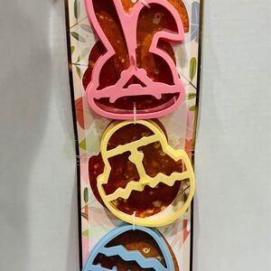 Easter 3 Piece Pancake Mold Set Made Of Silicone Dishwasher Safe